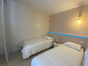 Appartement Charmant Proche Étang et Thermes avec Jardin Privatif - FR-1-503-177